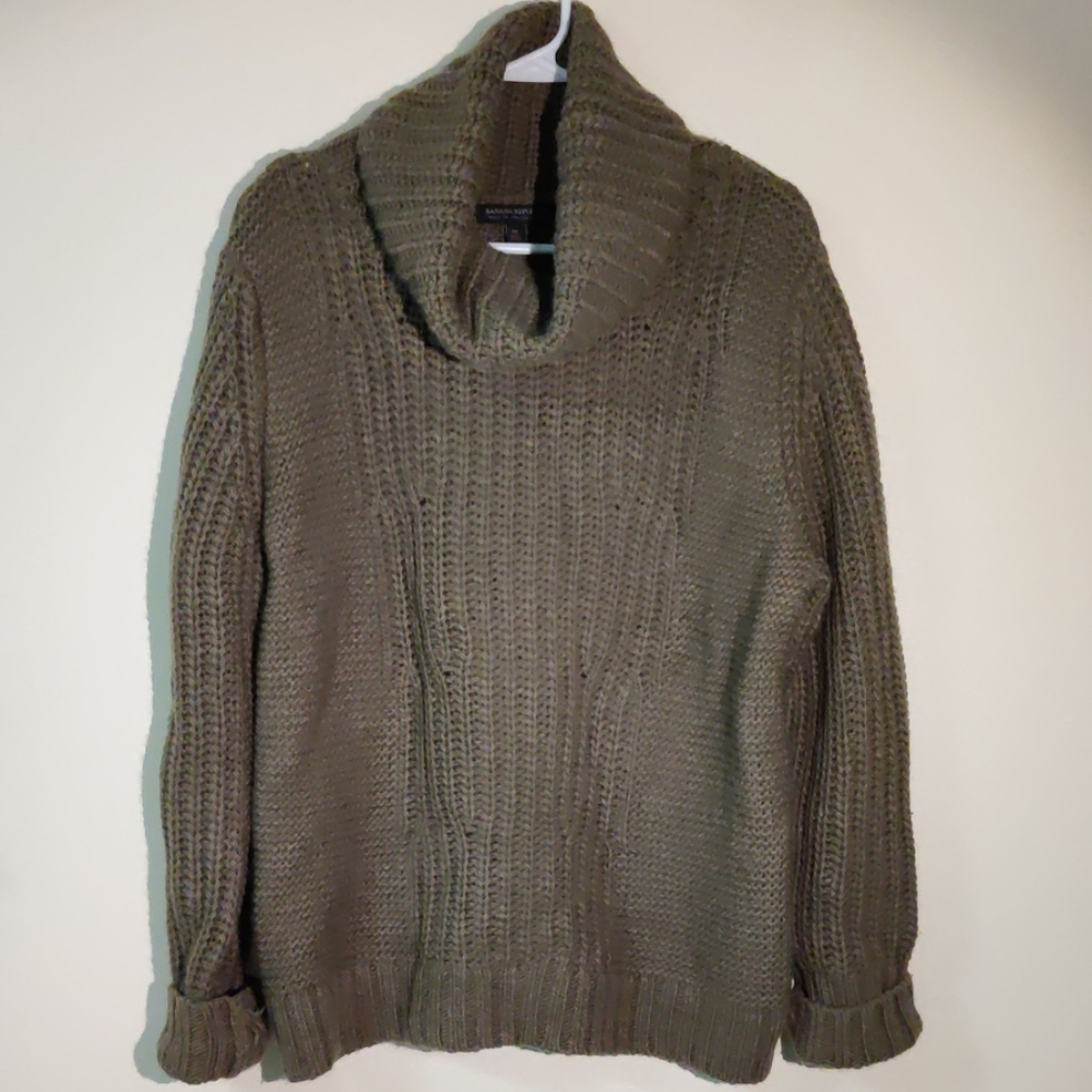 Banana Republic Comfy Cowl Neck Sweater size XL